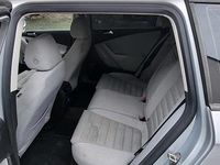 Gebraucht VW Passat 170 PS (125 kW) 2008 Silber Kombi