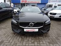 Gebraucht Volvo V60 Core 163 PS (119 kW) 2022 Schwarz Kombi