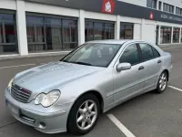 Gebraucht Mercedes C200 122 PS (89 kW) 2006 Silber Limousine