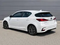 Gebraucht Lexus CT200h 136 PS (100 kW) 2019 Weiß Kleinwagen