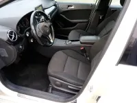 Gebraucht Mercedes B180 Ambition 122 PS (89 kW) 2014 Weiß Kleinwagen