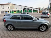 Gebraucht Audi A3 Ambiente 140 PS (102 kW) 2009 Blau Kleinwagen