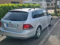 Gebraucht VW Golf VI 105 PS (77 kW) 2010 Silber Kleinwagen