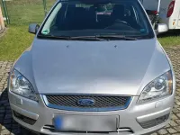 Używany Ford Focus Ghia 145 KM (106 kW) 2007 Srebrny Sedan/Limuzyna