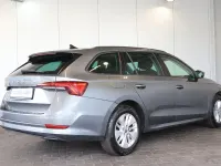 Gebraucht Skoda Octavia Ambition 150 PS (110 kW) 2023 Grau Kombi