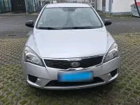 Gebraucht Kia Ceed 90 PS (66 kW) 2010 Grau Kleinwagen