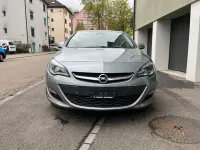 Gebraucht Opel Astra Innovation 140 PS (102 kW) 2013 Silber Limousine