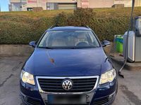 Gebraucht VW Passat 140 PS (102 kW) 2007 Blau Kombi