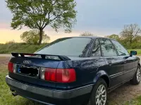 Używany Audi 80 118 KM (86 kW) 1992 Niebieski Sedan/Limuzyna
