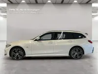 Gebraucht BMW 330e M Sport 292 PS (214 kW) 2023 Weiß Kombi