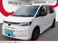 Gebraucht VW T7 Life 150 PS (110 kW) 2024 Weiß Van