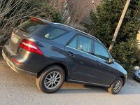 Gebraucht Mercedes ML350 258 PS (189 kW) 2013 Grau SUV
