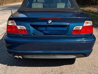 Gebraucht BMW 320 Cabriolet 170 PS (125 kW) 2001 Blau Cabrio