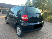 Gebraucht VW Fox 60 PS (44 kW) 2007 Schwarz Kleinwagen