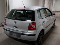 Gebraucht VW Polo Comfortline 86 PS (63 kW) 2002 Silber Kleinwagen
