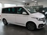 Gebraucht VW Multivan Generation Six 204 PS (150 kW) 2022 Weiß Van / Kleinbus