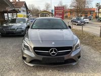 Gebraucht Mercedes CLA200 156 PS (114 kW) 2015 Grau Kombi