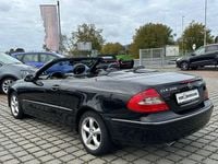 Gebraucht Mercedes CLK200 Avantgarde 184 PS (135 kW) 2008 Schwarz Cabrio