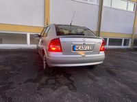Gebraucht Opel Astra Comfort 84 PS (61 kW) 2001 Silber Limousine