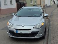 Gebraucht Renault Mégane III Dynamique 106 PS (77 kW) 2012 Grau Limousine