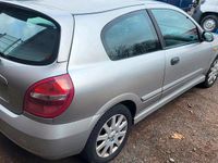 Gebraucht Nissan Almera 98 PS (72 kW) 2003 Silber Kleinwagen