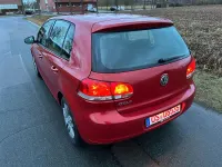 Gebraucht VW Golf VI Comfortline 80 PS (58 kW) 2009 Rot Kleinwagen