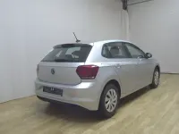 Gebraucht VW Polo Comfortline 80 PS (58 kW) 2021 Silber Kleinwagen