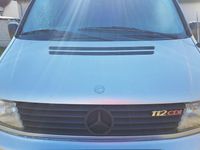 Gebraucht Mercedes V220 122 PS (89 kW) 2000 Silber Van / Kleinbus