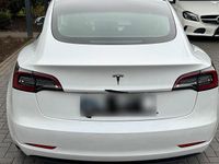 Gebraucht Tesla Model 3 RWD 220 kW (300 PS) 2023 Weiß Limousine