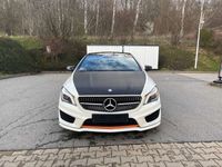 gebraucht Mercedes CLA200 CLA 200Orange Art Edition (117.943)