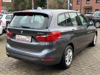 gebraucht BMW 216 216 d Advantage+NAVI+KLIMATR+6 GANG+PDC+SHZ