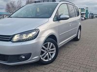 Gebraucht VW Touran 140 PS (102 kW) 2015 Silber Van / Kleinbus