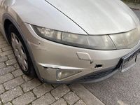 Gebraucht Honda Civic Executive 140 PS (102 kW) 2008 Silber Kleinwagen