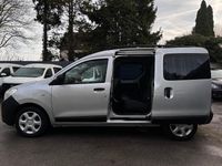 Gebraucht Dacia Dokker 83 PS (61 kW) 2014 Silber Van / Kleinbus