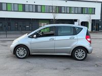 Gebraucht Mercedes A160 95 PS (69 kW) 2011 Grau Limousine