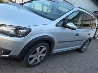 Gebraucht VW Touran Cross 140 PS (102 kW) 2011 Silber Van / Kleinbus