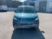 Neu Fiat Doblò 131 PS (96 kW) 2025 Blau Van / Kleinbus