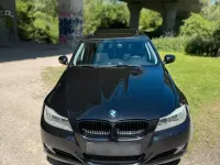 Gebraucht BMW 318 143 PS (105 kW) 2010 Schwarz Limousine