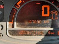 Second-hand Renault Modus 75 CP (55 kW) 2004 Roșu Monovolum