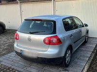 Gebraucht VW Golf V 101 PS (74 kW) 2005 Silber Kleinwagen