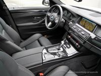 gebraucht BMW 520 d xDrive Aut M Sportpaket Glasdach Navi HIFI