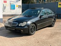 Gebraucht Mercedes C220 Elegance 150 PS (110 kW) 2002 Schwarz Limousine