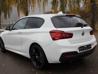 Gebraucht BMW 118 Performance 136 PS (100 kW) 2017 Weiß Kleinwagen