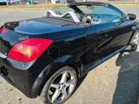 Używany Opel Tigra 125 KM (91 kW) 2009 Czarny Kabriolet