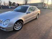 Gebraucht Mercedes E240 177 PS (130 kW) 2004 Grau Limousine