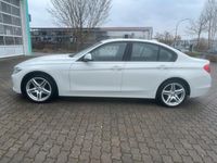 Gebraucht BMW 316 136 PS (100 kW) 2013 Weiß Limousine
