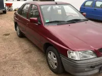 Gebraucht Ford Escort 71 PS (52 kW) 1993 Rotbraun Limousine