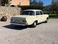 Gebraucht Mercedes 200 95 PS (69 kW) 1966 Beige Limousine