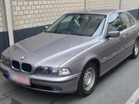 Gebraucht BMW 520 150 PS (110 kW) 2000 Grau Limousine