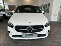Gebraucht Mercedes B200 163 PS (119 kW) 2024 Polarweiß Van / Kleinbus